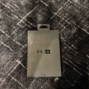 JBL x UnderArmour Earbuds